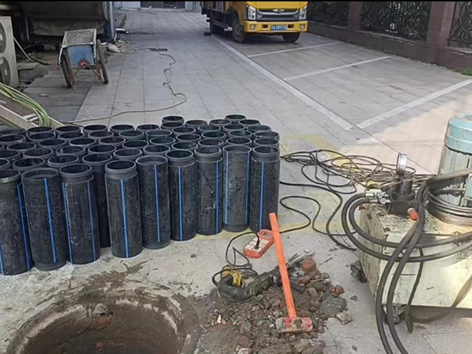 雨山PE置换管厂家 DN315置换管 非开挖管短管置换